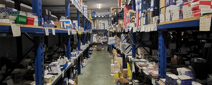 Części do maszyn Caterpillar, Perkins, Case, Deutz, Komatsu, Cummins